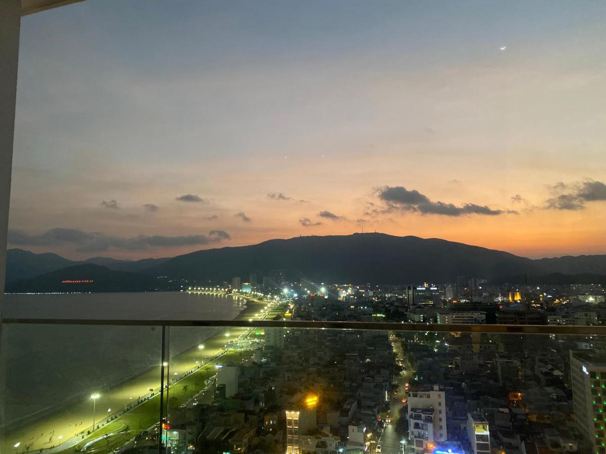 Tms - Pullman Luxury Outlet - High Floor Beach View Bed and Breakfast Quy Nhon Exteriör bild